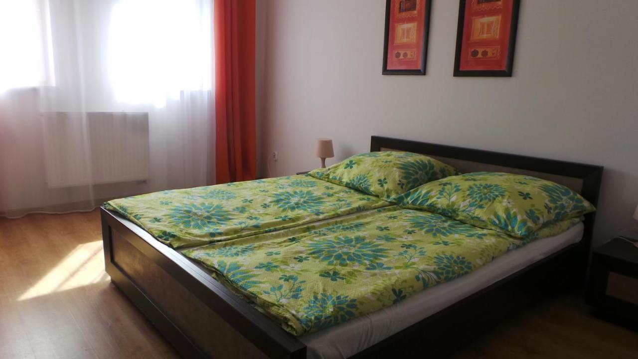 Apartamenty Kornel ポビエロボ エクステリア 写真