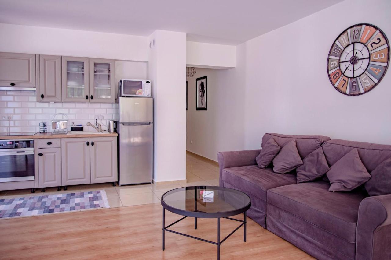 Apartamenty Kornel ポビエロボ エクステリア 写真