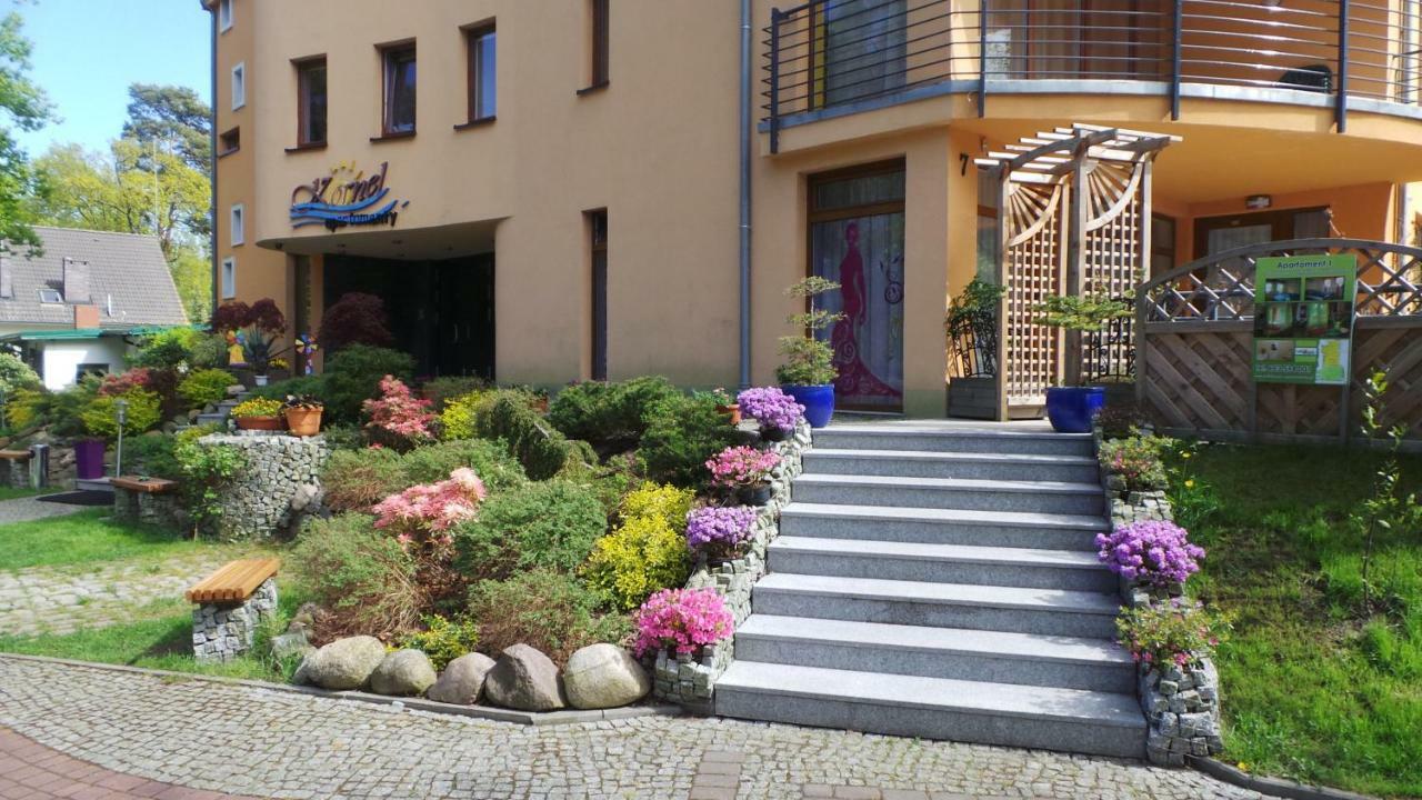 Apartamenty Kornel ポビエロボ エクステリア 写真