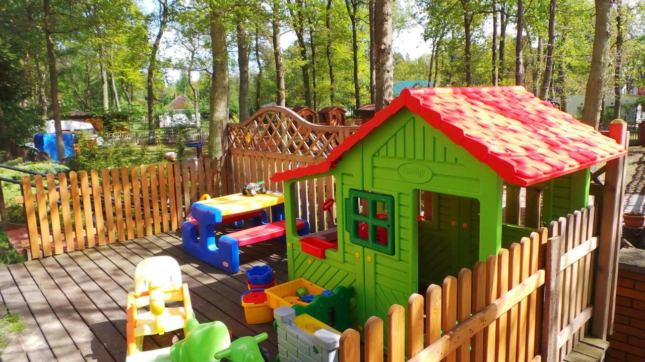 Apartamenty Kornel ポビエロボ エクステリア 写真